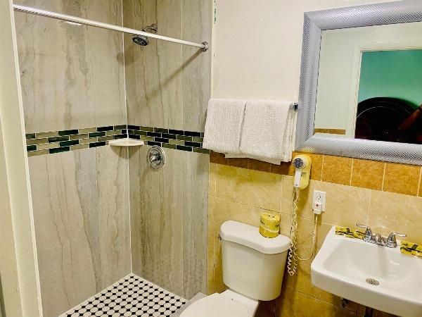 A Fisher's Inn Motel Main image