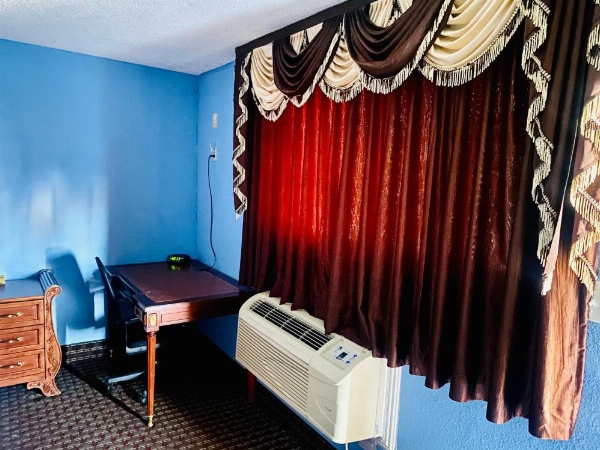 A Fisher's Inn Motel image 38